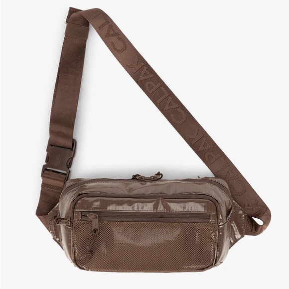 NWOT Calpak Terra Small Sling Bag/Crossbody in Cacao Brown - Picture 1 of 9